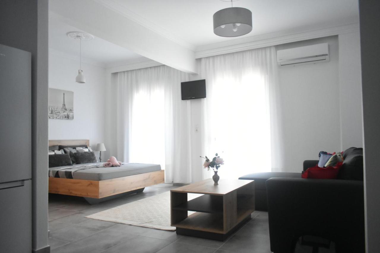 Seaside Apartments 네아 이라클리아 외부 사진